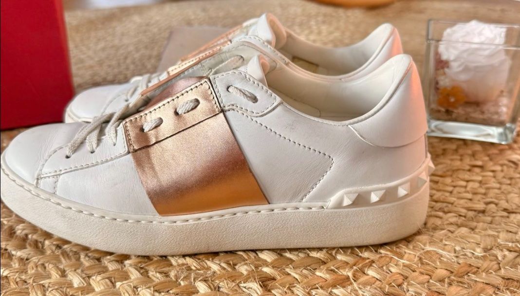 Valentino Scarpe da donna: Valentino Garavani White Sneakers – Usato da Winterthur venduto da 3mi_2kpf 3