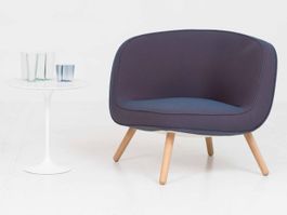 Fritz Hansen VIA57 Sessel von KIBISI in Blau