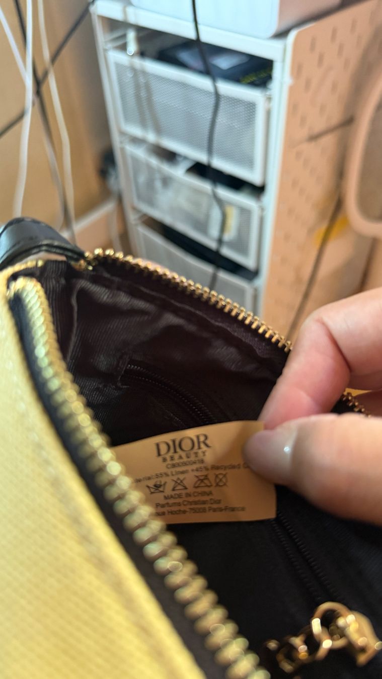 Borse: Dior cosmetics Tasche Mini Bag with shoulder strap – Nuovo e nell'imballaggio originale da Chur venduto da Madeys 8