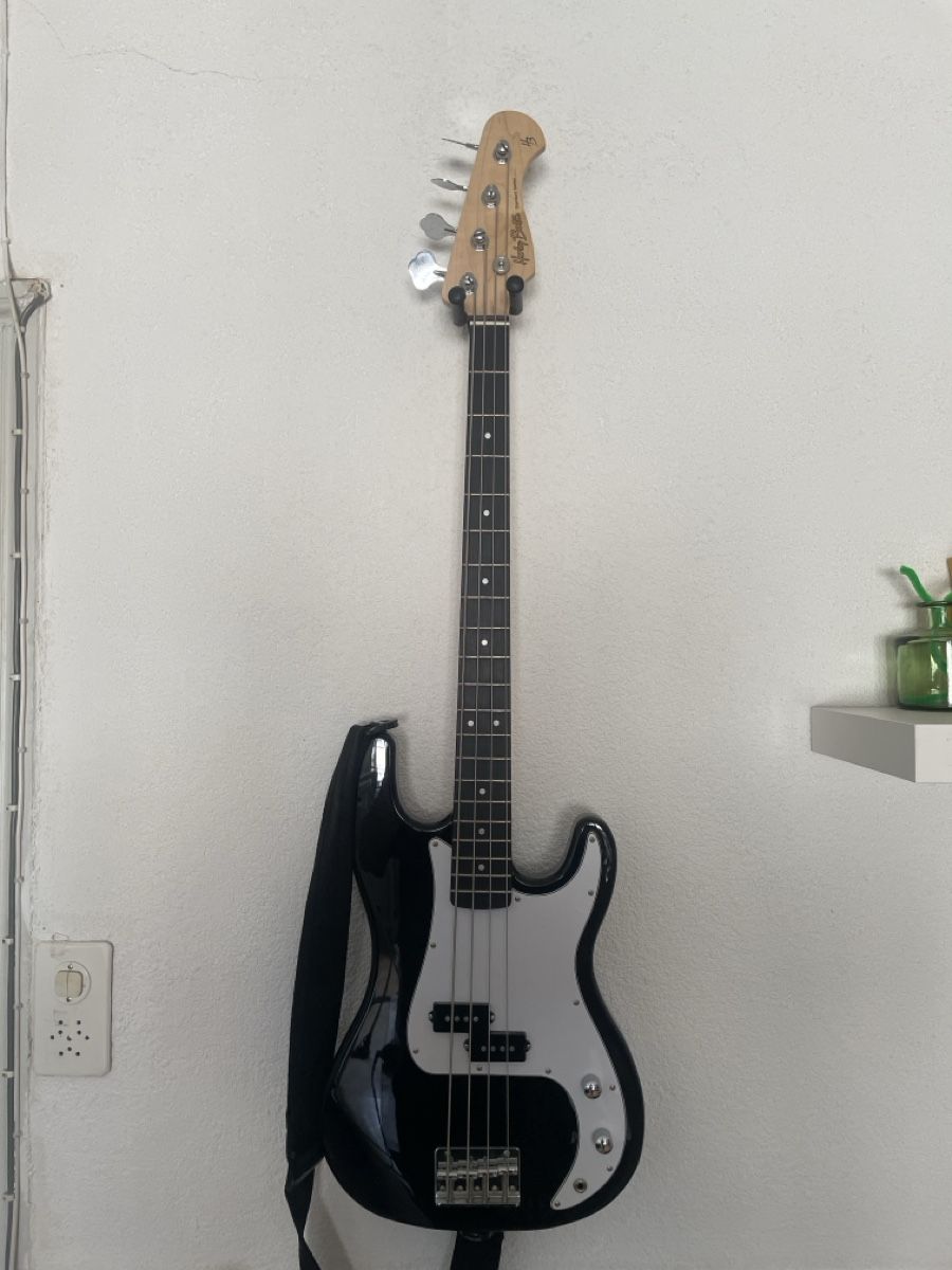 Harley Benton Musikinstrumente: Harley Benton Standard Series PB-20 BK – Gebraucht aus Zürich von toe_7gmv