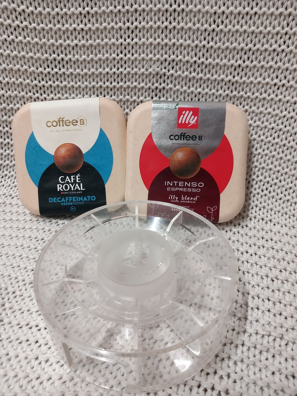 Coffee B Macchine per caffè & Macchine per espresso: CoffeeB Globe Kaffeemaschine weiss mit Kaffee – Nuovo (secondo la descrizione) da Gwatt (Thun) venduto da umwelt-brocki 5