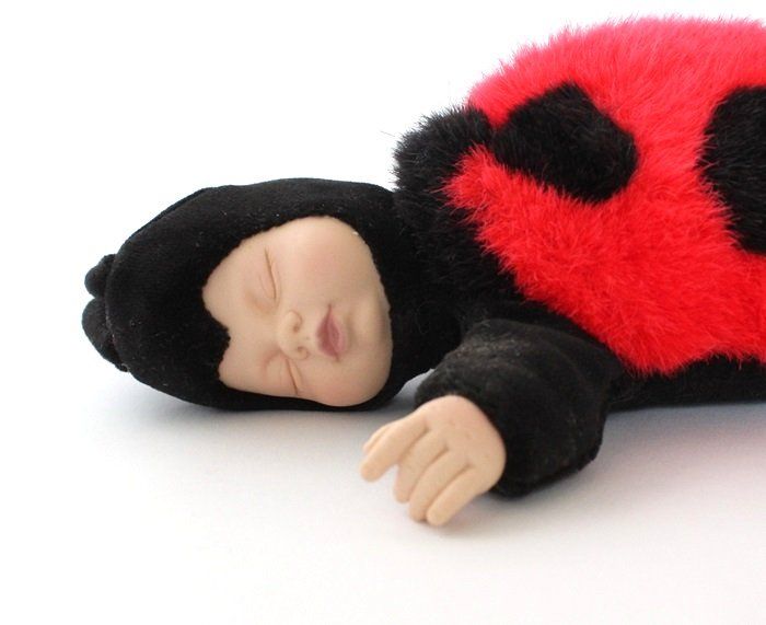 Poupées: Anne Geddes Puppe Marienkäfer – D'occasion à Schlatt TG par annesbuecher 1