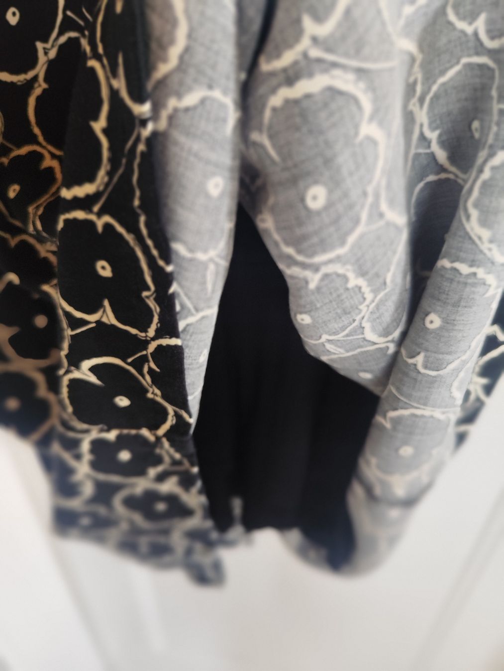 Esprit Vestiti: Kleid ESPRIT schwarz/weiss Grösse 36  neu – Nuovo (secondo la descrizione) da Zürich venduto da Claudia_Zueri 2