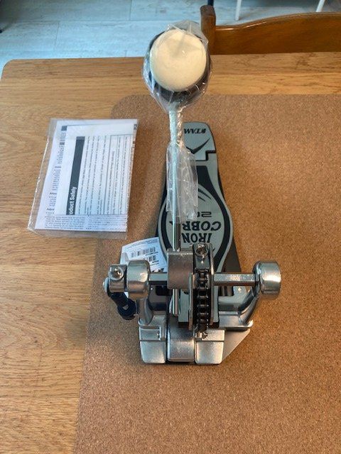 Strumenti musicali: Tamara Iron Cobra HP200P Single Pedal – Nuovo e nell'imballaggio originale da Zürich venduto da Laura1079 1