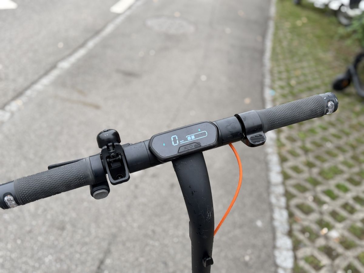Elektromobile: E-Scooter Ninebot E2 pro – Gebraucht aus Aarau von bikestones 4