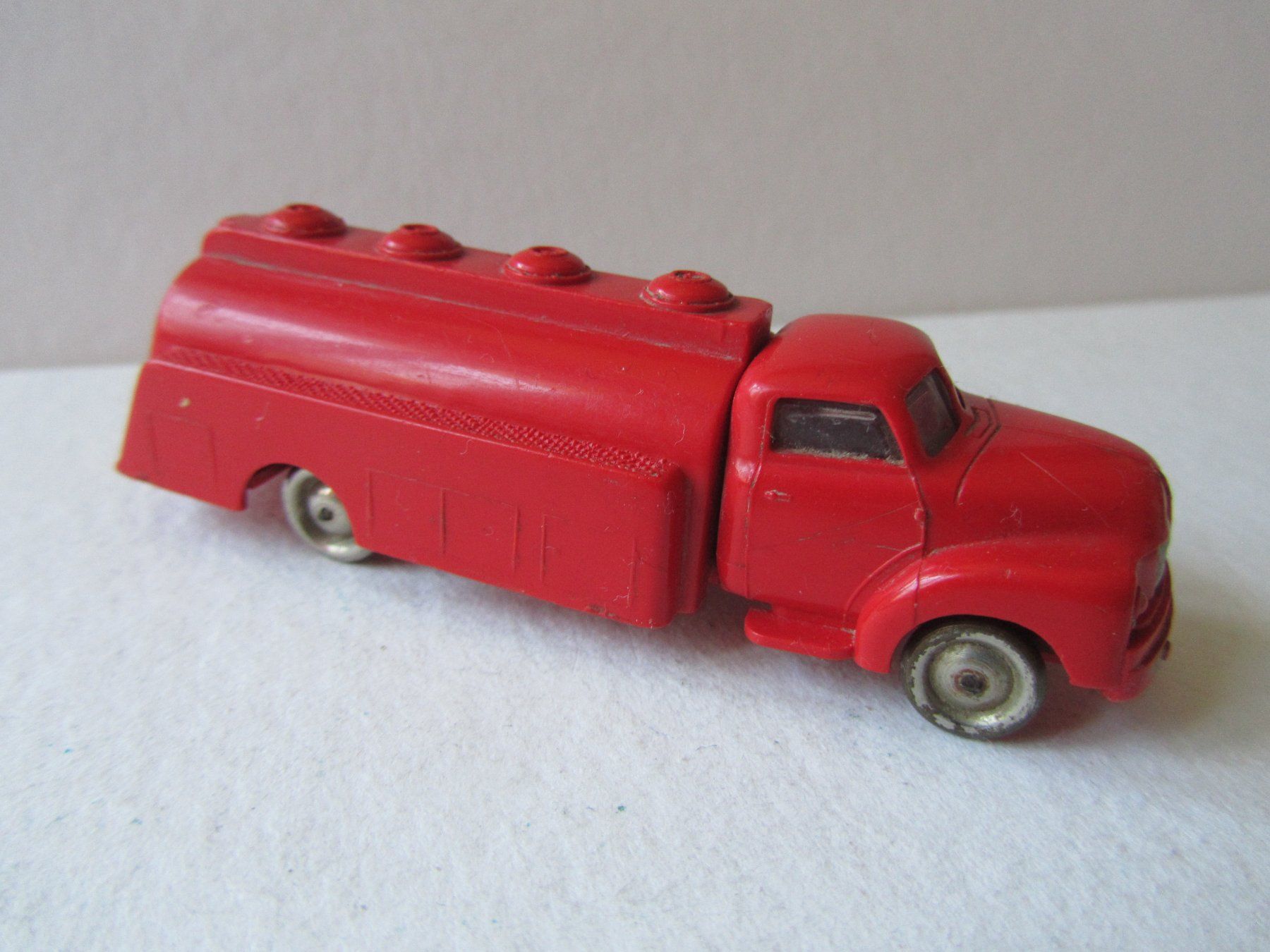 Modellautos: Bedford Tanker Esso, Lego – Gebraucht aus Weiningen ZH von dietsch57 2