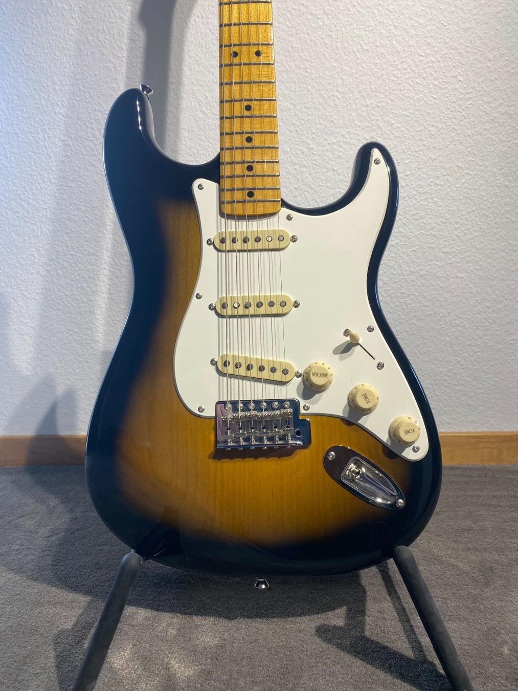 Strumenti musicali: Squier 50ies Stratocaster Classic Vibes – Usato da Zug venduto da sportsandmanytrees 1