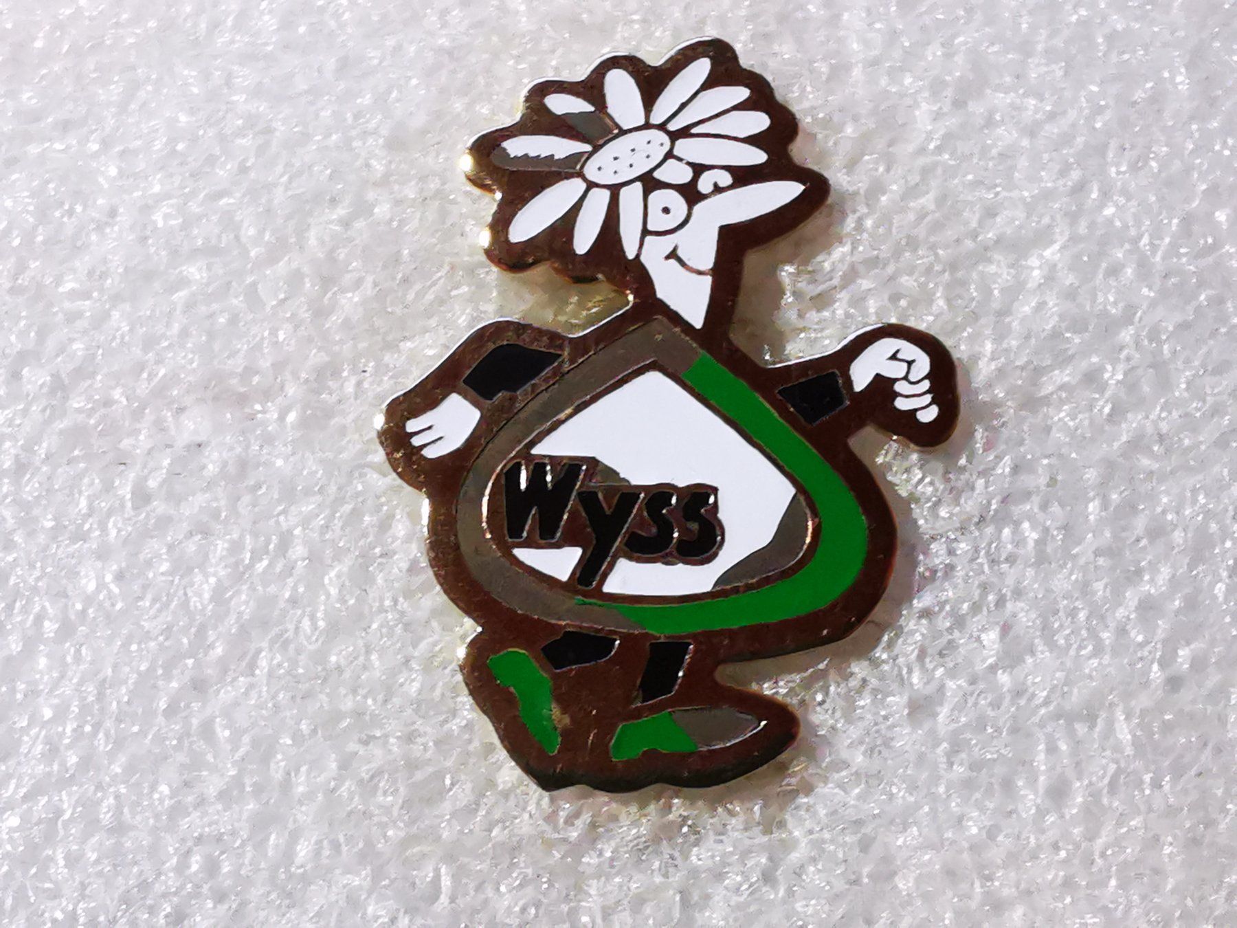 Placchette & Badge: Ansteckpin 103: Wyss – Usato da Oppligen venduto da Pin-Fall-Shop