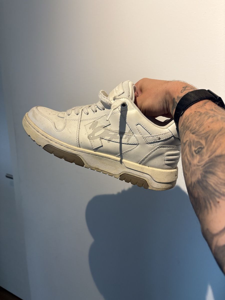 Off-White Scarpe da uomo: Off White out of office sneaker – Usato da Zürich venduto da julizzz 1