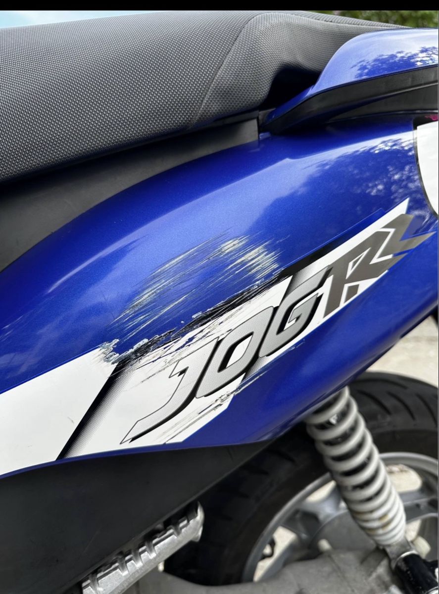 Yamaha Scooters: Yamaha jog rr – D'occasion à Biel/Bienne par Silva-M30 7