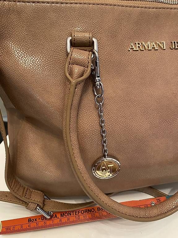 Borse da donna: Armani tasche – Usato da Zürich venduto da MAJAM65 3