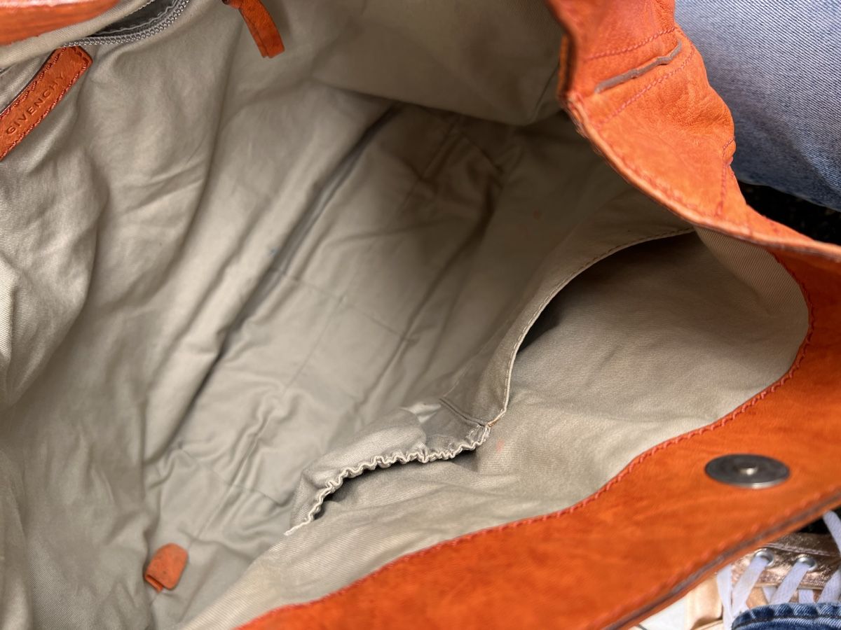Givenchy Borse da donna: Tasche Givenchy, Leder orange  – Usato da Solothurn venduto da Brini06 7