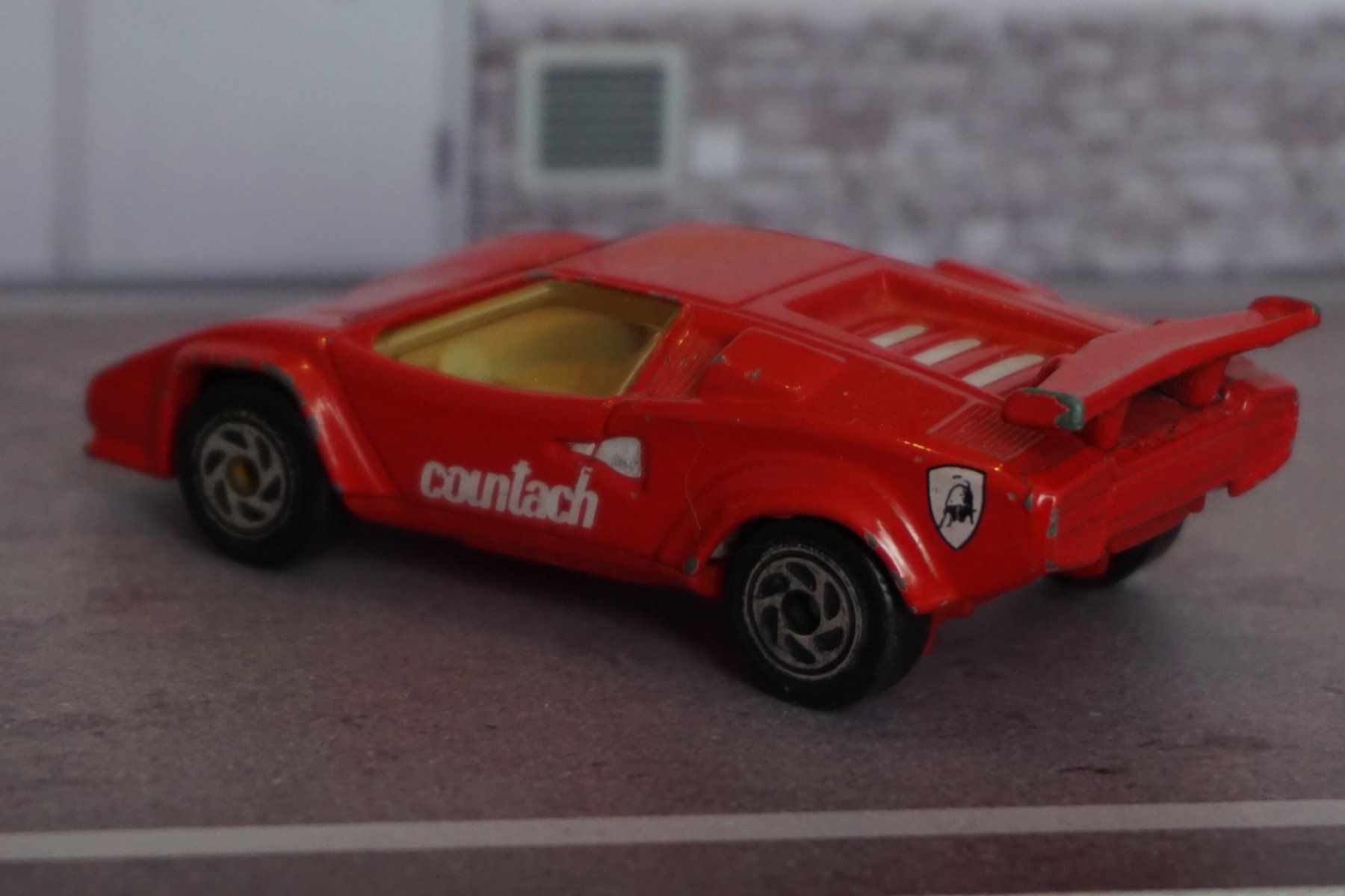 Matchbox Modellini d'auto: Matchbox Lamborghini Countach LP500 S COOL !!!!!!!!!!!!!!!!! – Usato da Reiden venduto da Doppeldecker69 1