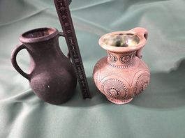 Orientalische und schlichte Ton Vasen