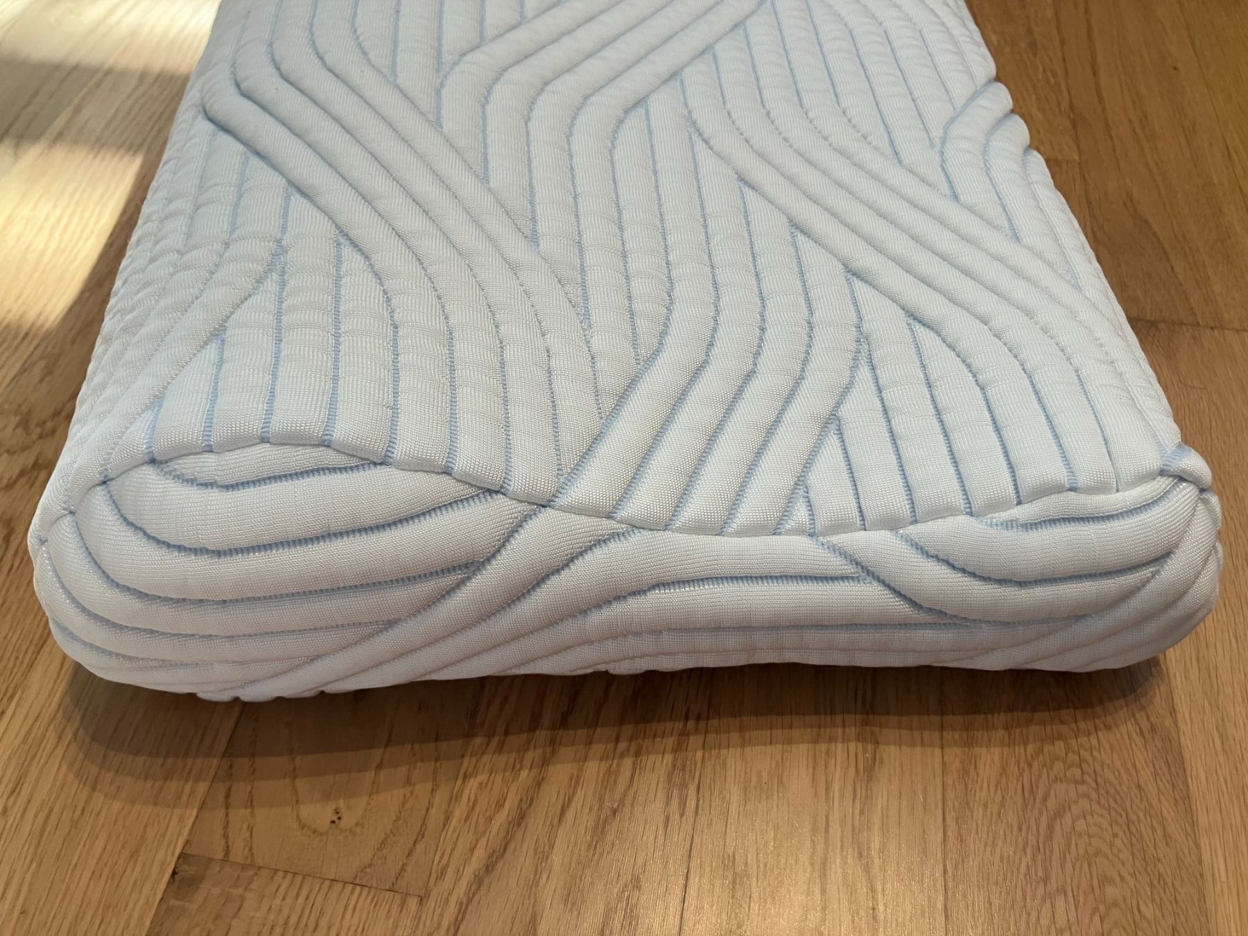 Tempur Cuscini: TEMPUR Kissen Shape Queen M – Nuovo (secondo la descrizione) da Haag (Rheintal) venduto da lemsam 1