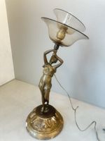 Jugendstil-Figur um 1900 – später elektrifiziert Tischlampe