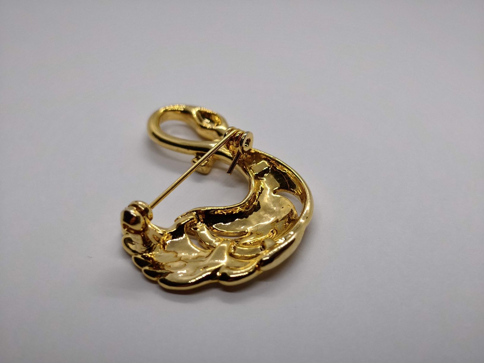 Broschen & Nadeln: Brosche Schwan goldfarben mit Steinen Grösse ca 5.5cm – Gebraucht aus St. Gallen von GIULESGG 3