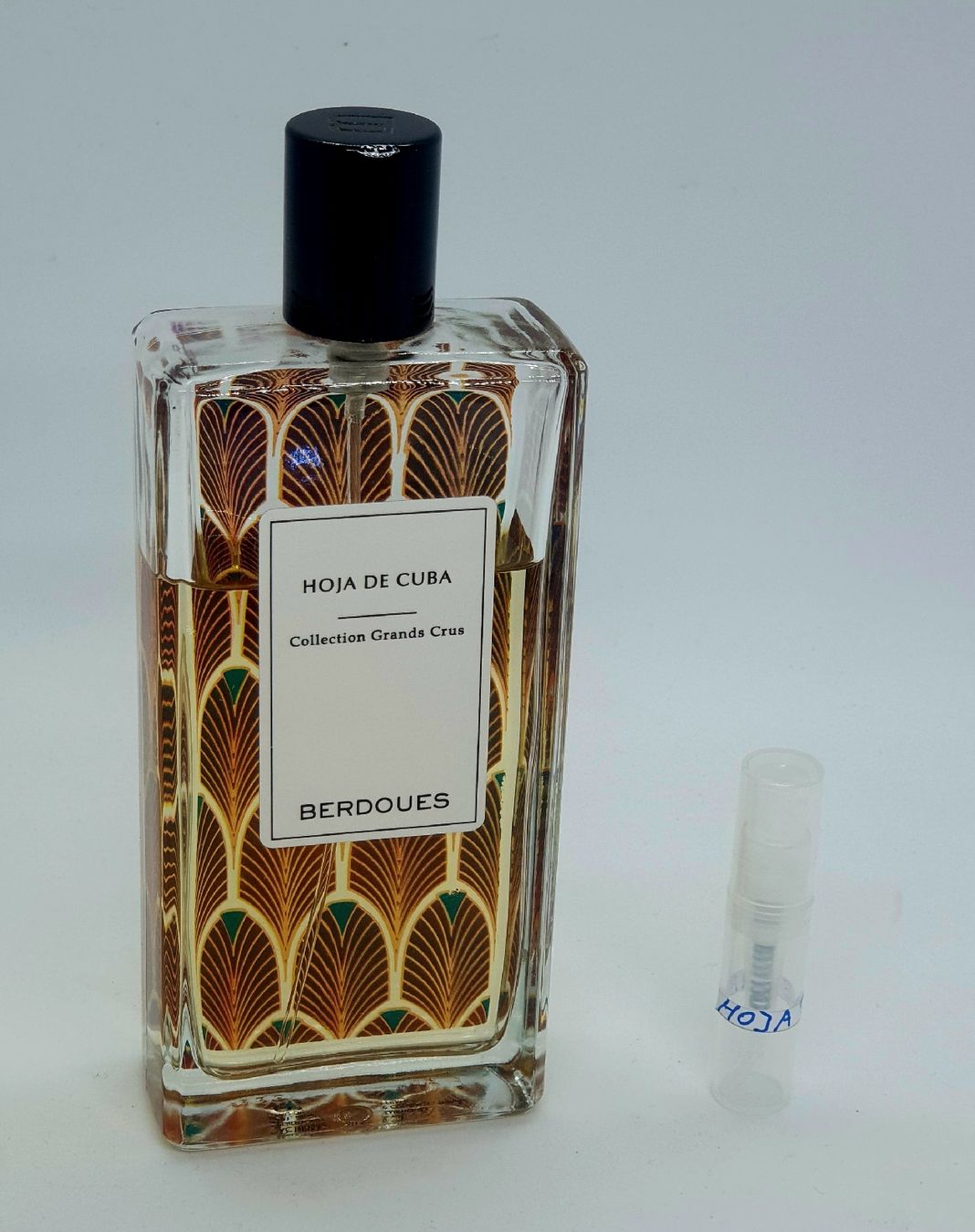 Profumi & Eau de Toilette: 2 ml HOJA DE CUBA BERDOUES ABFÜLLUNG – Nuovo (secondo la descrizione) da St. Gallen venduto da CaliSunshine