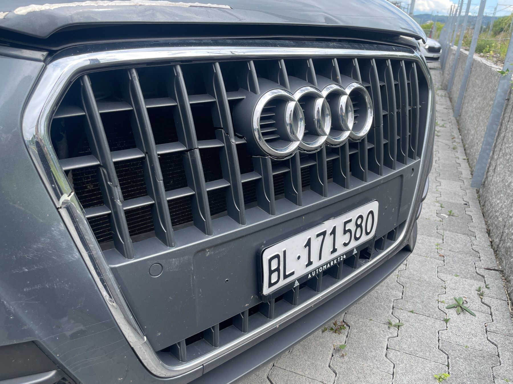 Audi Automobili: AUDI Q3 2.0 TDI quattro S-tronic – Usato da Reigoldswil venduto da Boten 8