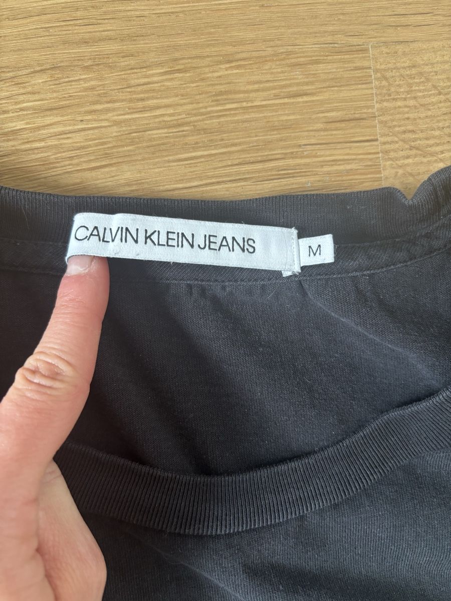 Calvin Klein T-shirt: Calvin Klein T-Shirt – Nuovo (secondo la descrizione) da Bern venduto da gwilla 1