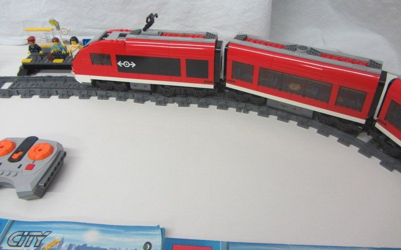 Lego Kit di costruzioni: LEGO RC Train 7938 " Passenger Train " + Lichtfunktion – Usato da Kreuzlingen venduto da heinrich7h 3