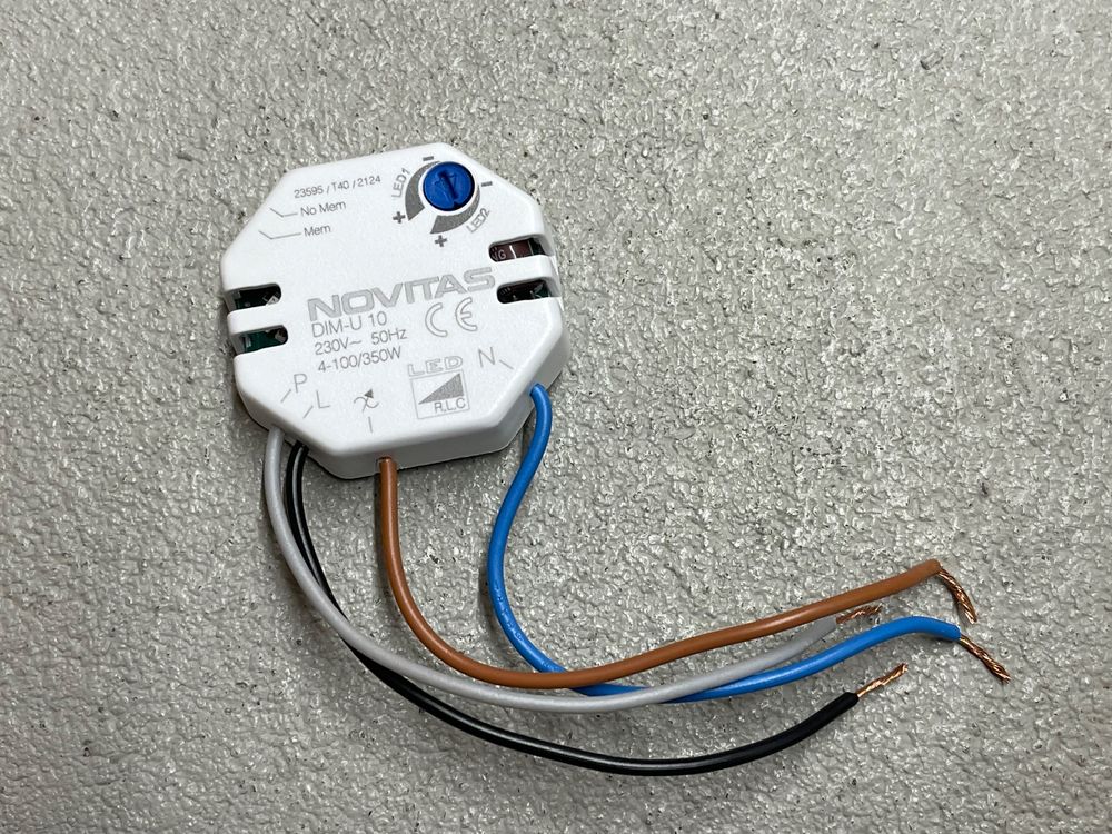 Los 24 - Novatec LED-Dimmer Unterputz 4-100W 230V (Gebraucht) in ...