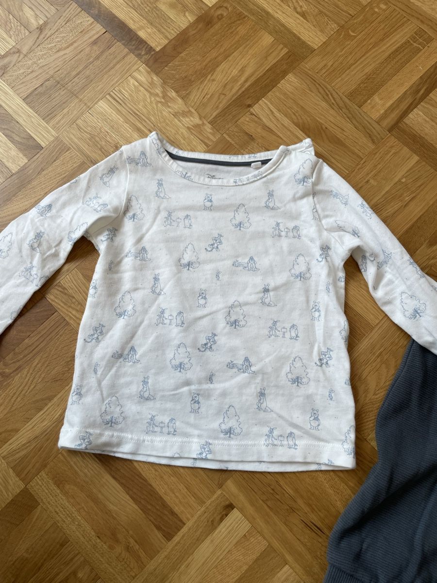 C&A Lotti & Set di vestiti: Ensemble bébé Winnie l'ourson, 6-9 mois, comme neuf – Nuovo (secondo la descrizione) da Versoix venduto da Pti-pois 3