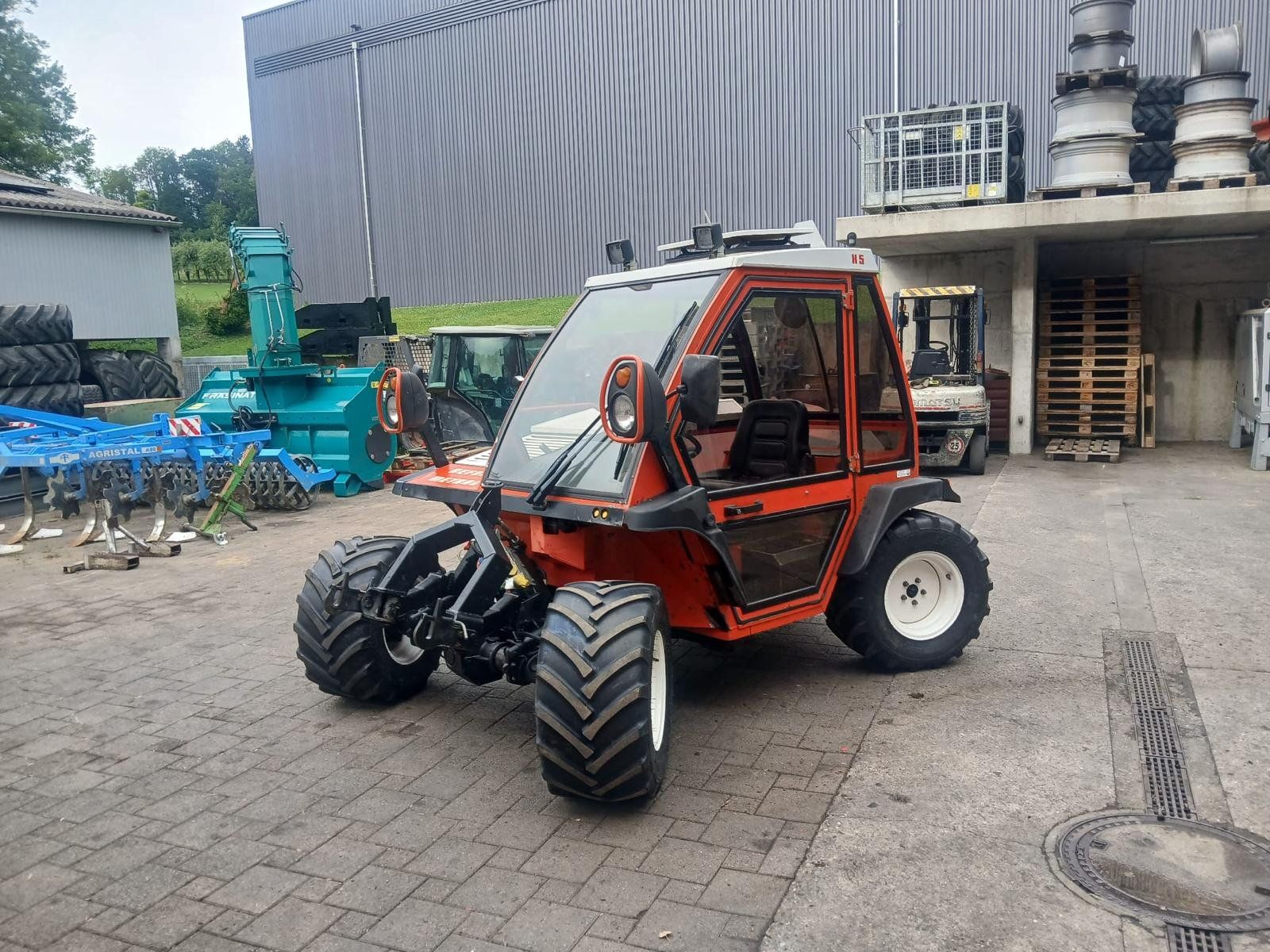 Reform Trattori: Metrac H5 – Usato da Hagenwil venduto da Wclaas