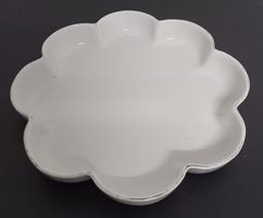 WEISSE *BLUMEN - BACKFORM* GEBR. SP./DM 31/H 4.5CM