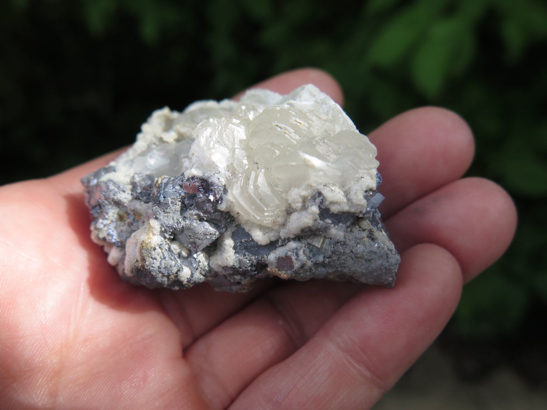 Mineralien & Heilsteine: Quarz mit Calcit und Galena – Gebraucht aus Schaffhausen von Yamakana51L8736OQ8 4