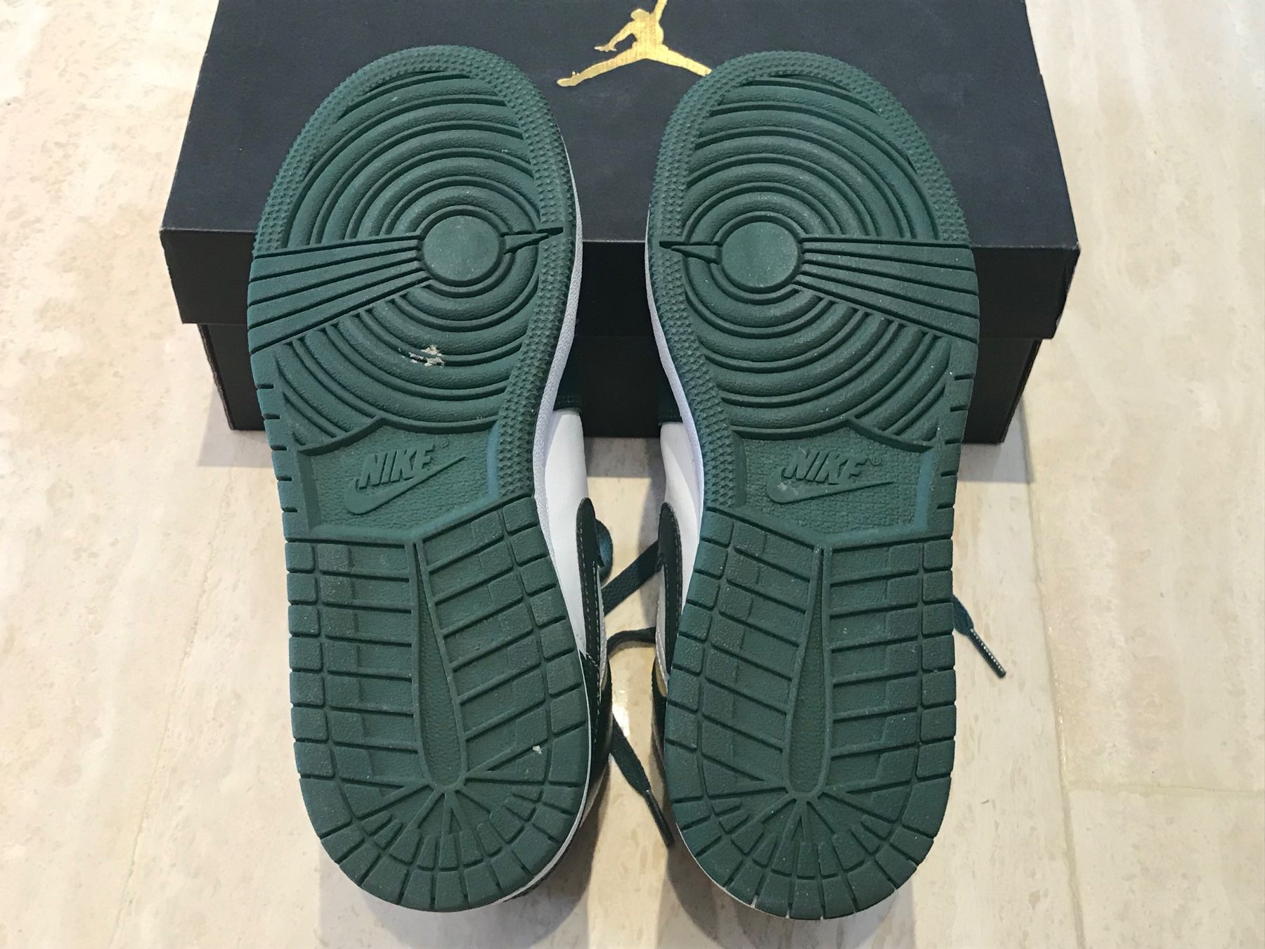 Jordan Damenschuhe: Air Jordan 1 Mid Sonics EU 38.5 – Gebraucht aus Au SG von alphajoker 4