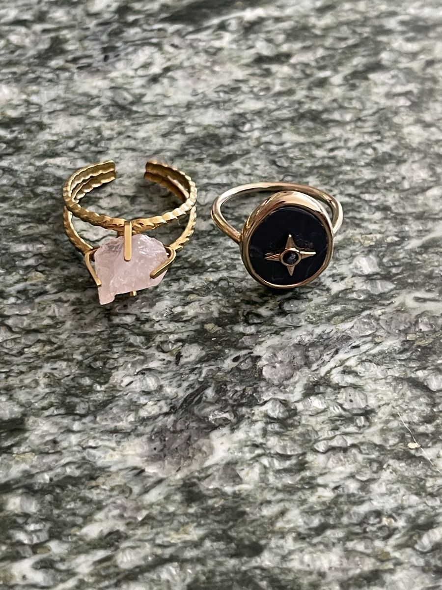 Anelli: Ringen mit Edelstein und Ornament – Usato da Horgen venduto da Ed0