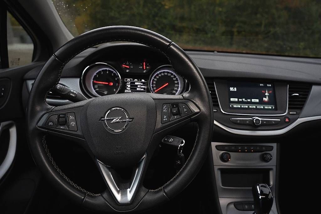 Opel Autos: Opel Astra K 1.4 SHT ST – Gebraucht aus Affeltrangen von AutoZentrumAG 4