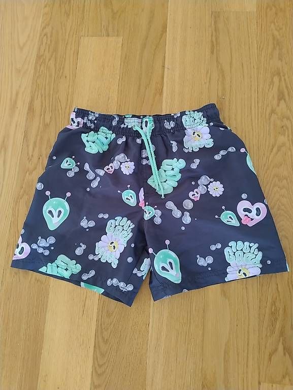 Badehosen: Badeshorts in Gr.146-152 – Gebraucht aus Zürich von svi_dkg2