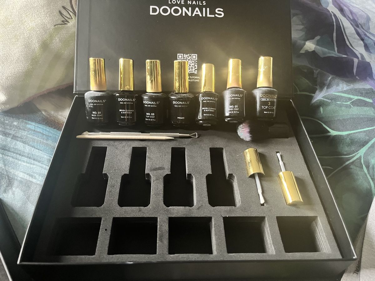 Unghie finte: Sehr großes DOONAILS Set – Usato da Hochdorf venduto da Forestgreen 2