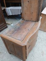 BUREAU TRÈS ANCIEN DU XVII CYCLE