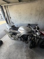 Triumph Speed Triple 955i Unfall | Motor läuft | Bastler | E
