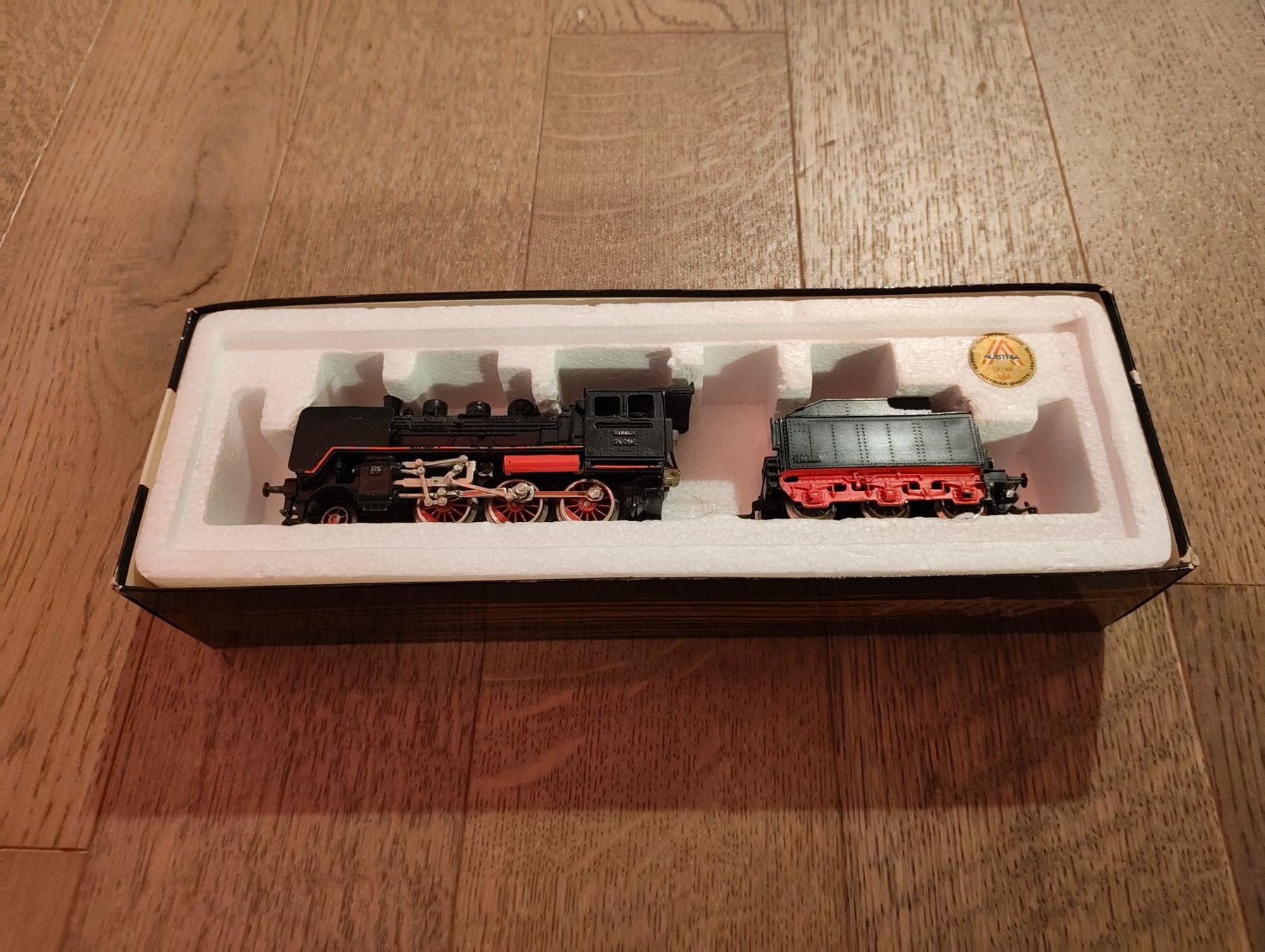 Modellini di ferrovie: Modellbahn Lokomotive – Usato da Lonay venduto da que_6phm 2