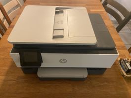 HP OfficeJet Pro 8122e Farbdrucker inkl Ersatzpatronen 