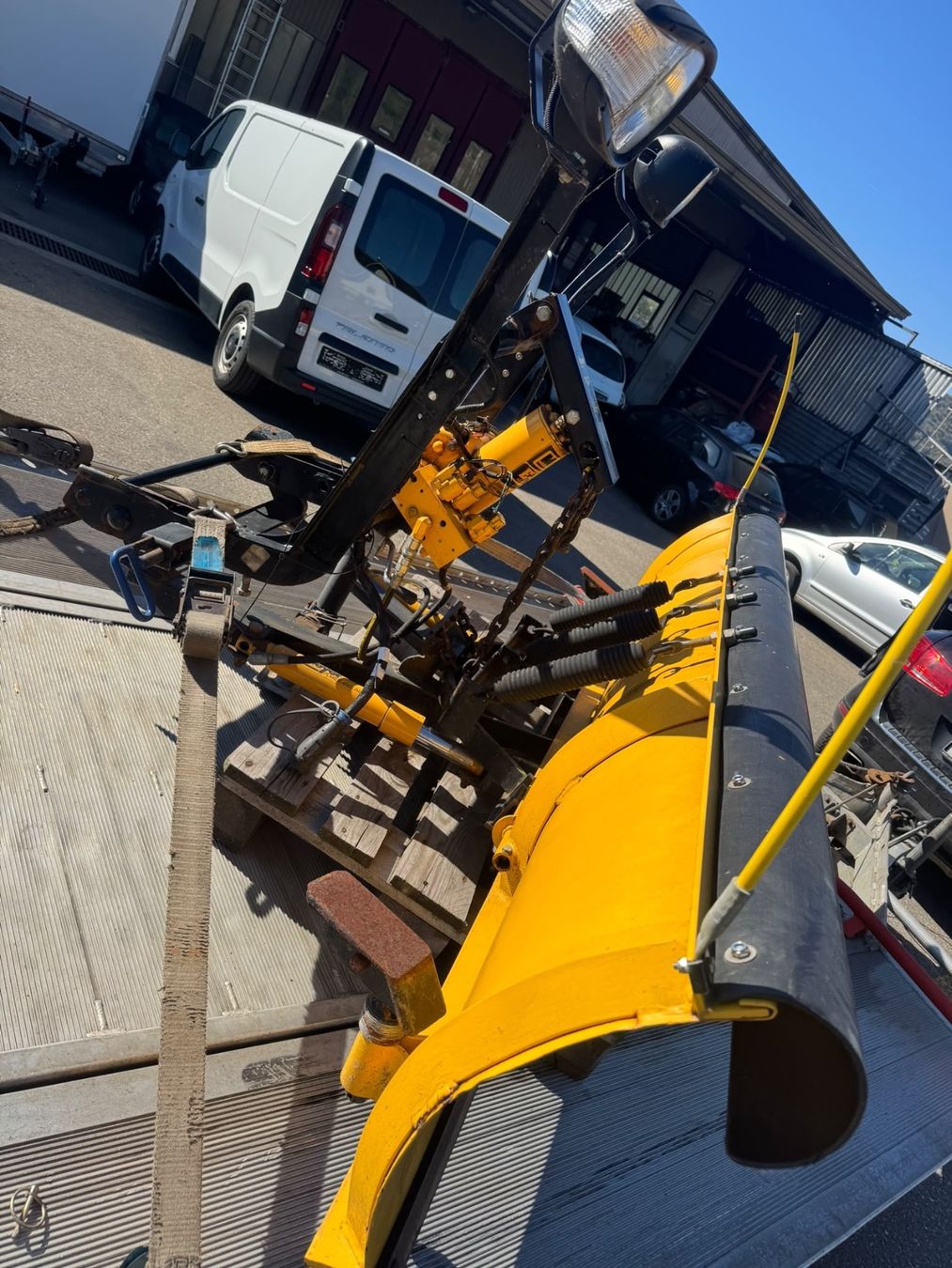 Déneigement: Meyer Diamond Schneepflug EZ-Mount Plus – D'occasion à Siblingen par Zaidan-Automobile. 1