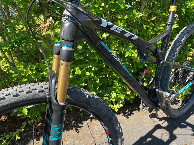Velos: Yeti ASR Carbon fully Marathon Bike – Gebraucht aus Ehrendingen von yve_qpl7 4