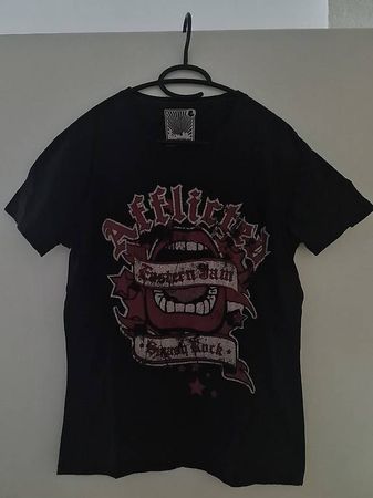 Afflicted, L