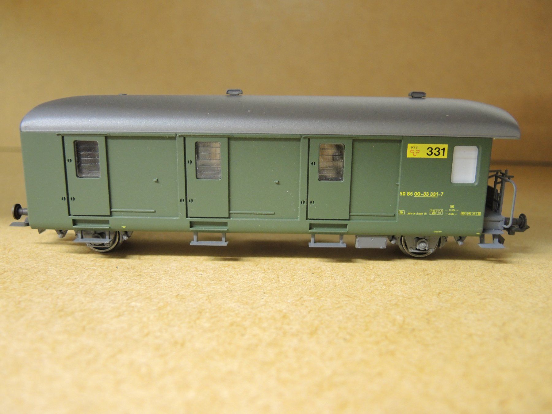 Aku Modellini di ferrovie: AKU Bahnpostwagen Z331 – Usato da Dagmersellen venduto da fis_9hty
