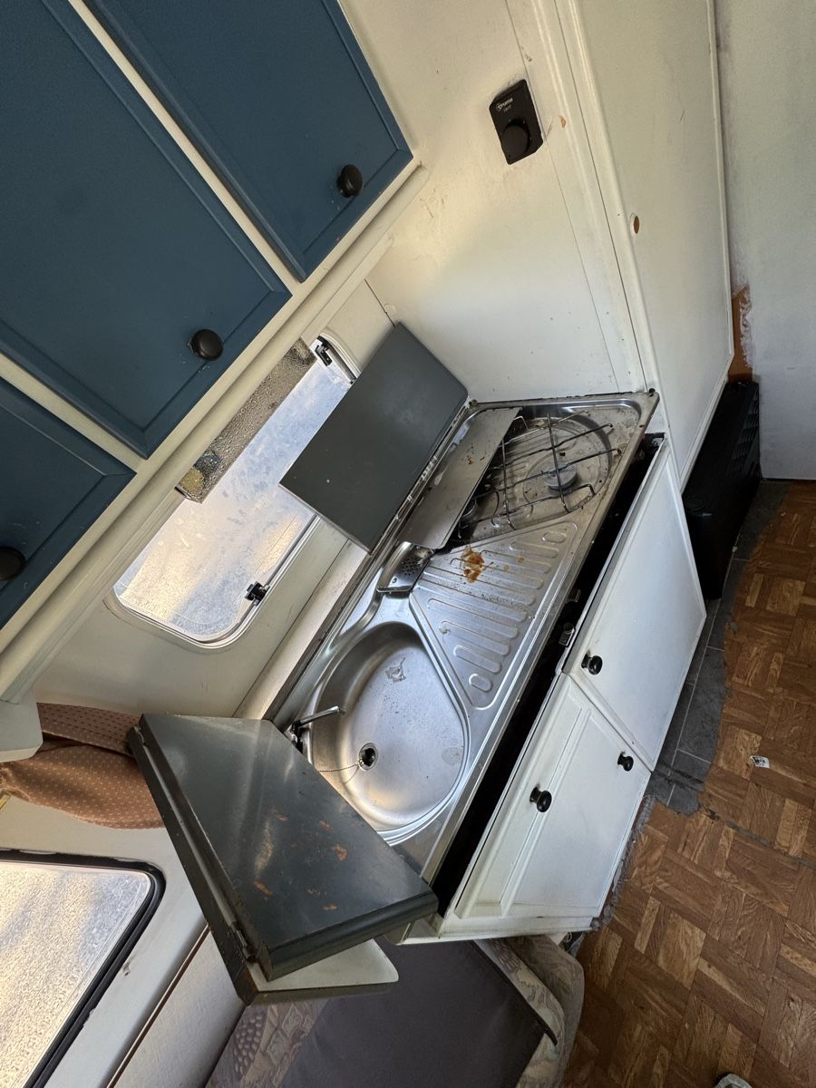 LMC Remorques: Wohnwagen LMC ab 1 Fr – D'occasion à Schaffhausen par FA1304 5