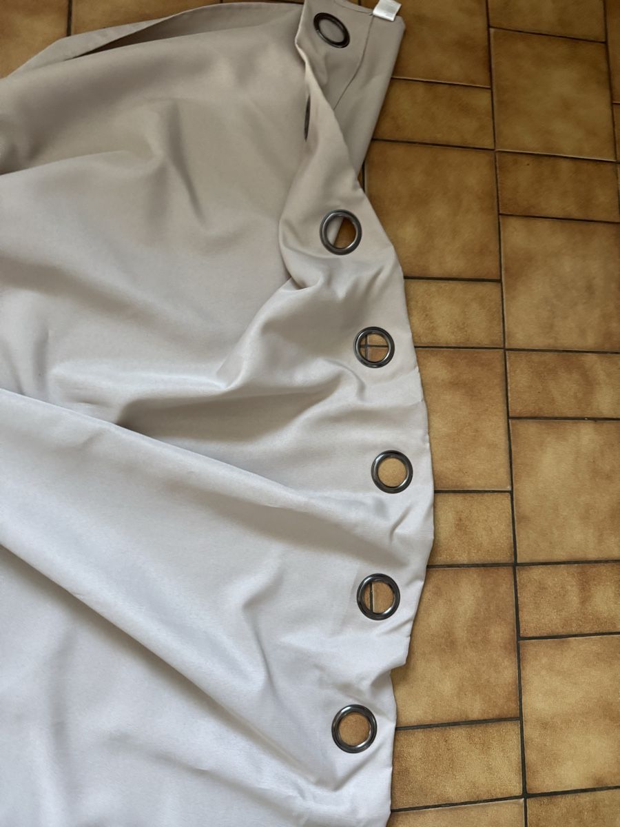 Tende: Rideau beige clair Marina  – Usato da Veyrier venduto da kimedovapa
