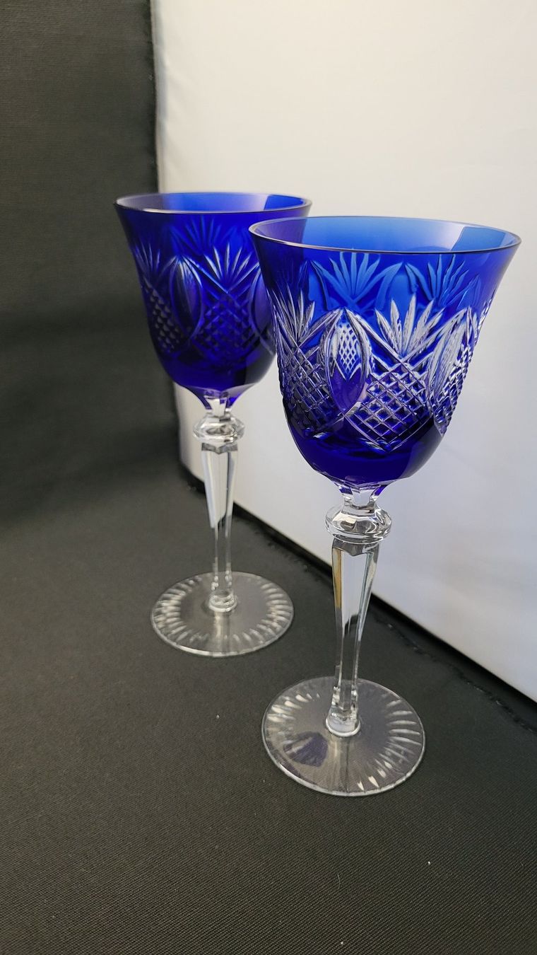 Bicchieri: 2 Wein-Gläser blau – Usato da Basel venduto da spinne02 3