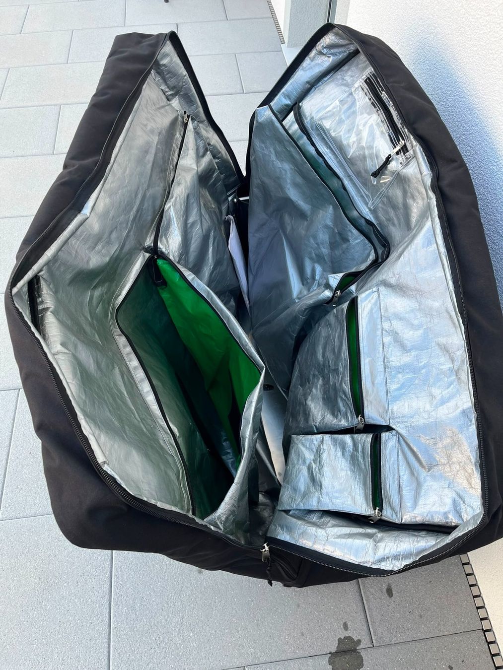 Taschen: Fahrradtasche gepolstert – Gebraucht aus Lützelflüh-Goldb von akinom28 1
