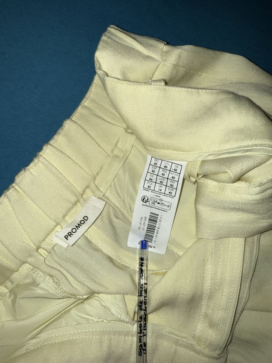 Promod Pantaloni: Pantalon jaune pastel – Nuovo e nell'imballaggio originale da Le Locle venduto da tchanatakoua 6