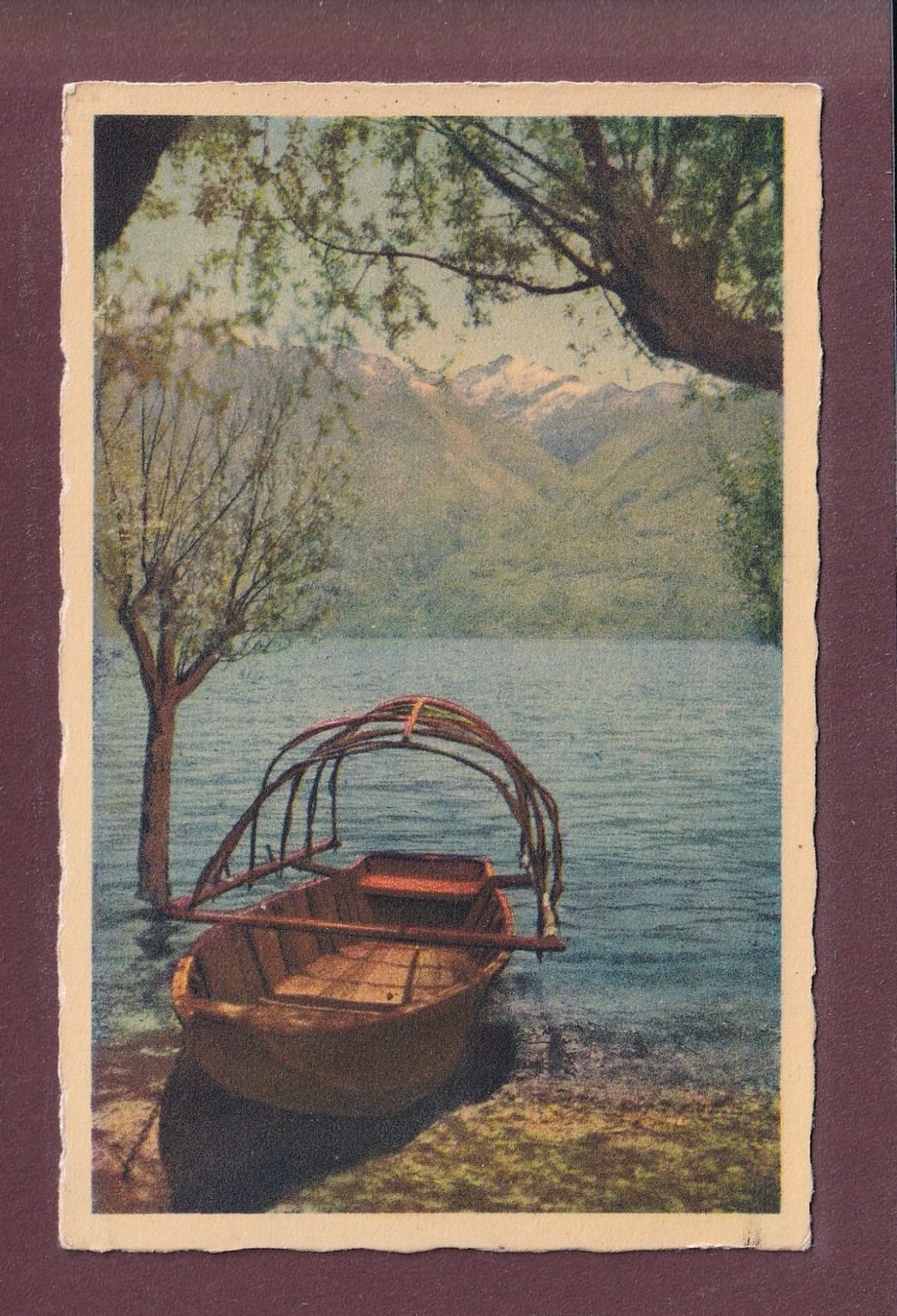 Cartoline postali: TICINO - Motivo al Lago - Barca – Usato da Pully venduto da nicecards