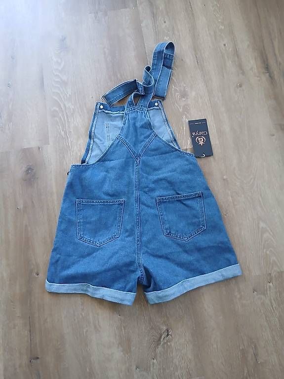 Jeans: Latzhosen kurz – Nuovo (secondo la descrizione) da Grächen venduto da jan_9wyc 1